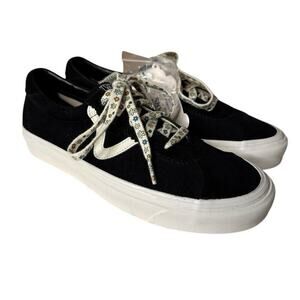 Vans NEW Anaheim Epoch Corduroy Sneakers Men’s Size 9.5 Women's 11 Black